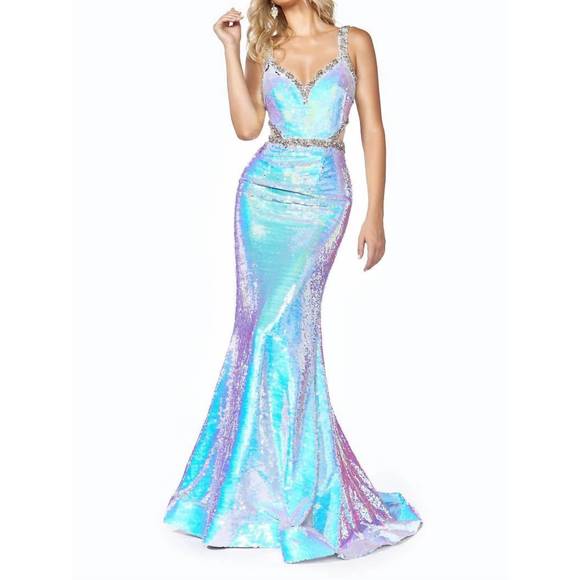 NEW CINDERELLA DIVINE fitted sexy gown with open back and flip sequin effect in